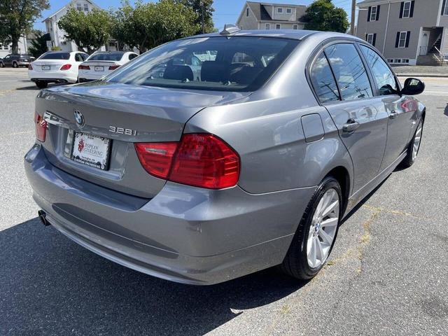 Photo of 2011 Gray BMW 328