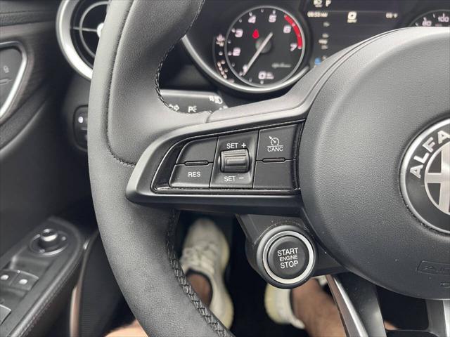 Photo of 2021 Silver Alfa Romeo Giulia