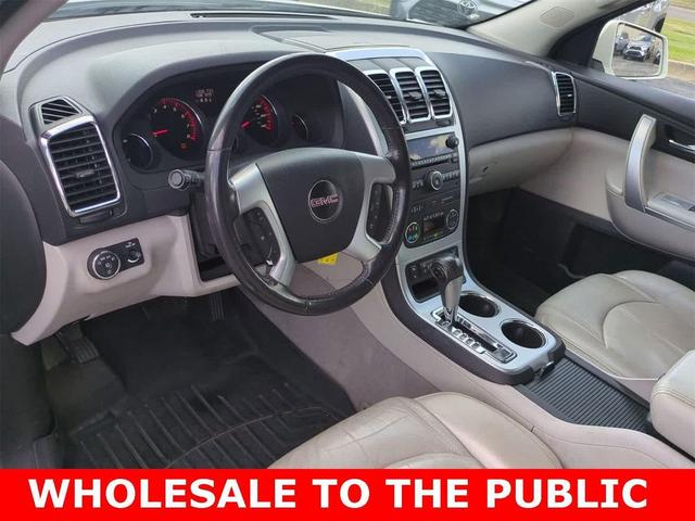 Photo of 2010 Summit White GMC Acadia