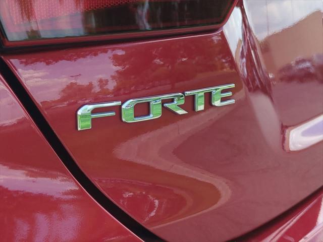 Photo of 2019 Currant Red Kia Forte