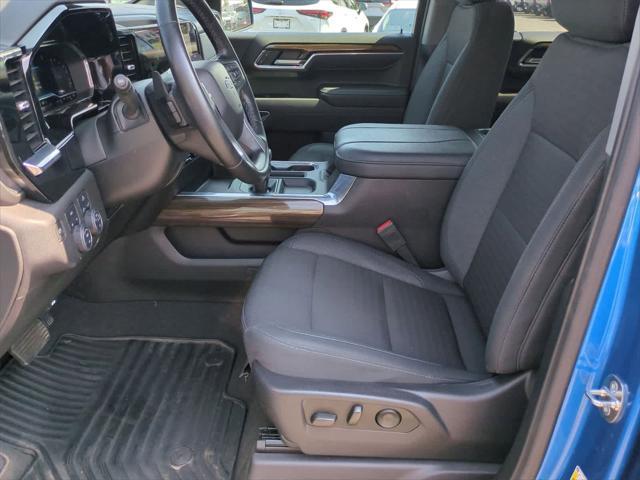 Photo of 2023 Glacier Blue Metallic Chevrolet Silverado 1500