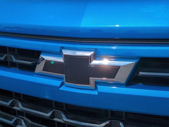 Photo of 2023 Glacier Blue Metallic Chevrolet Silverado 1500