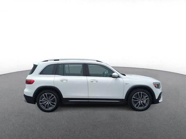 Photo of 2022 Polar White Mercedes-Benz AMG GLB 35