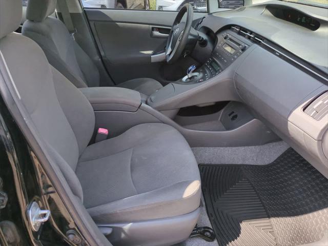 Photo of 2010 Black Toyota Prius