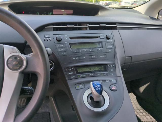 Photo of 2010 Black Toyota Prius
