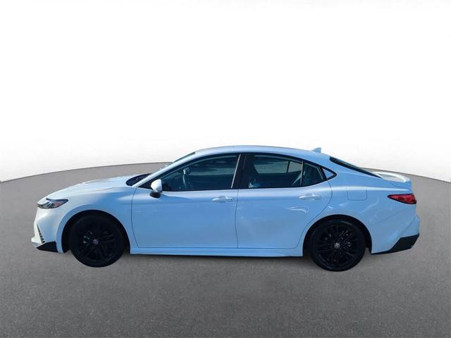 Photo of 2025 Ice Cap Toyota Camry