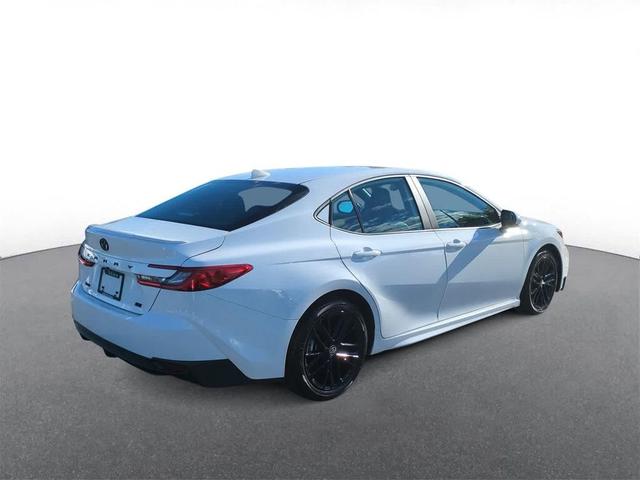 Photo of 2025 Ice Cap Toyota Camry