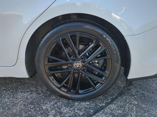 Photo of 2025 Ice Cap Toyota Camry