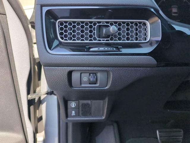 Photo of 2024 Lunar Silver Metallic Honda Civic
