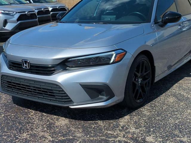 Photo of 2024 Lunar Silver Metallic Honda Civic