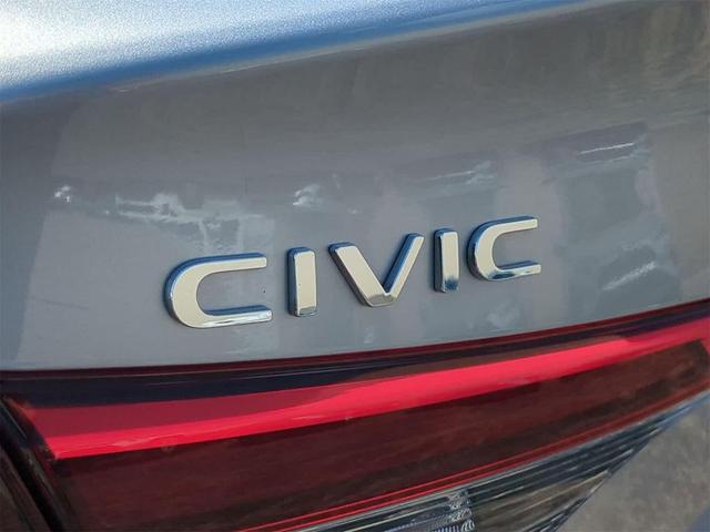 Photo of 2024 Lunar Silver Metallic Honda Civic