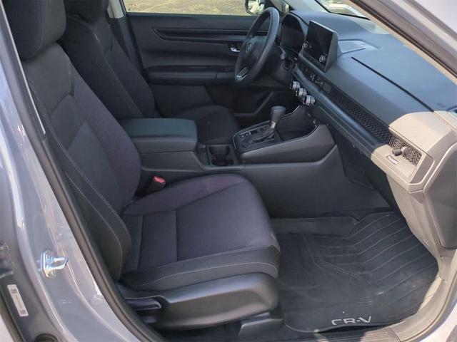 Photo of 2023 Urban Gray Pearl Honda CR-V