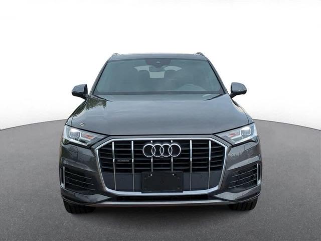 Photo of 2021 Samurai Gray Metallic Audi Q7