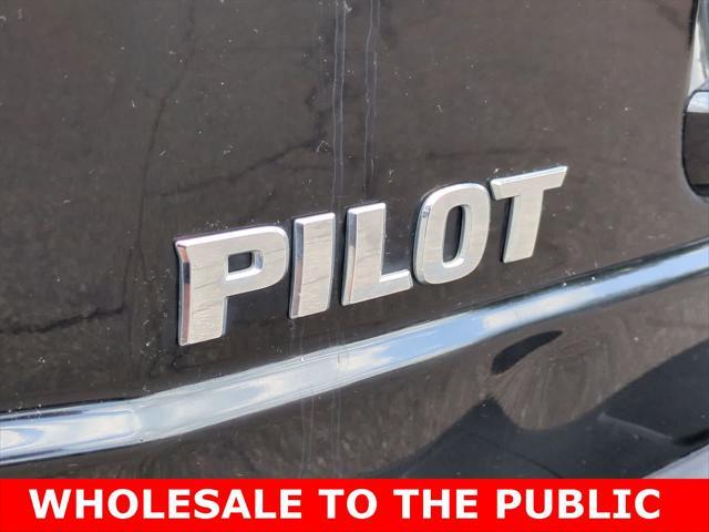Photo of 2011 Crystal Black Pearl Honda Pilot