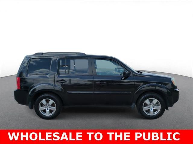 Photo of 2011 Crystal Black Pearl Honda Pilot