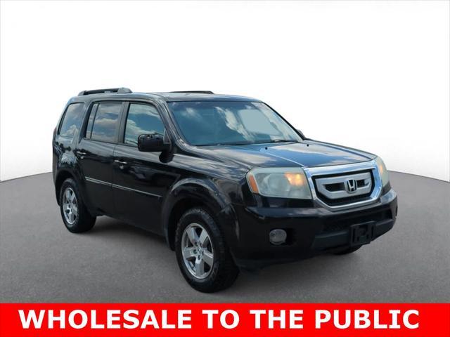 Photo of 2011 Crystal Black Pearl Honda Pilot