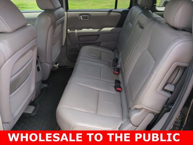 Photo of 2011 Crystal Black Pearl Honda Pilot