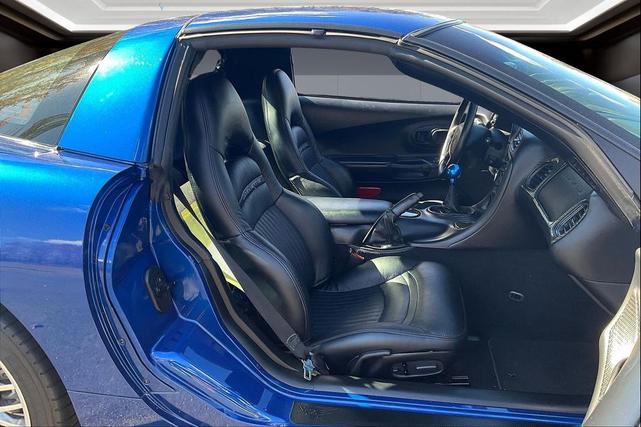 Photo of 2002 Electron Blue Metallic Chevrolet Corvette