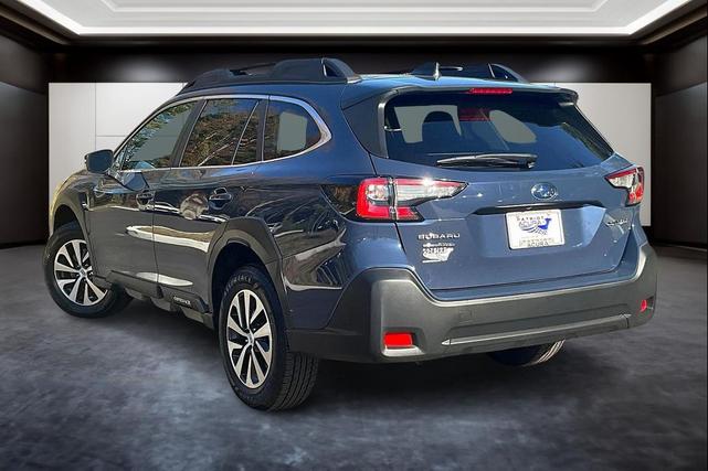 Photo of 2023 Cosmic Blue Pearl Subaru Outback