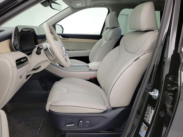 Photo of 2025 Black Hyundai PALISADE