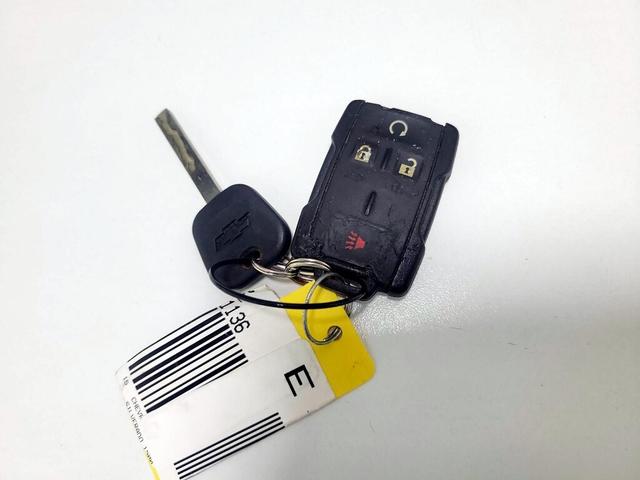 Photo of 2015 White Chevrolet Silverado 1500