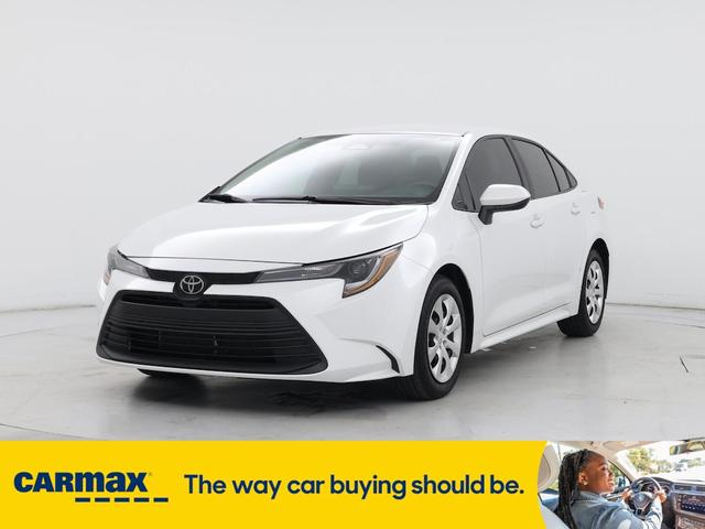 Photo of 2024 White Toyota Corolla