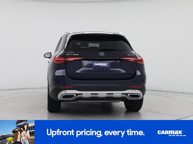 Photo of 2023 Blue Mercedes-Benz GLC 300