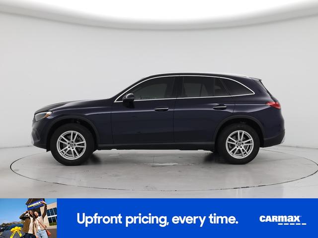 Photo of 2023 Blue Mercedes-Benz GLC 300