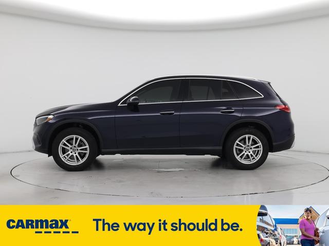 Photo of 2023 Blue Mercedes-Benz GLC 300