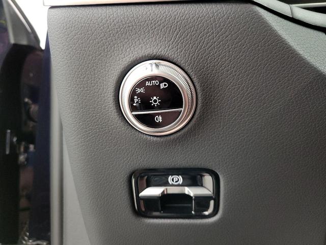 Photo of 2023 Blue Mercedes-Benz GLC 300