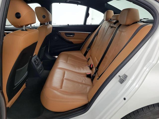 Photo of 2018 White BMW 330