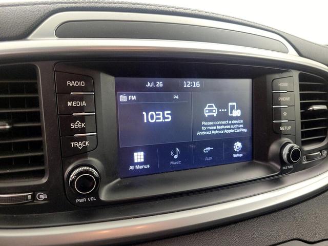 Photo of 2019 White Kia Sorento
