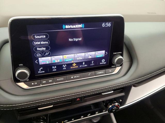 Photo of 2023 Gray Nissan Rogue