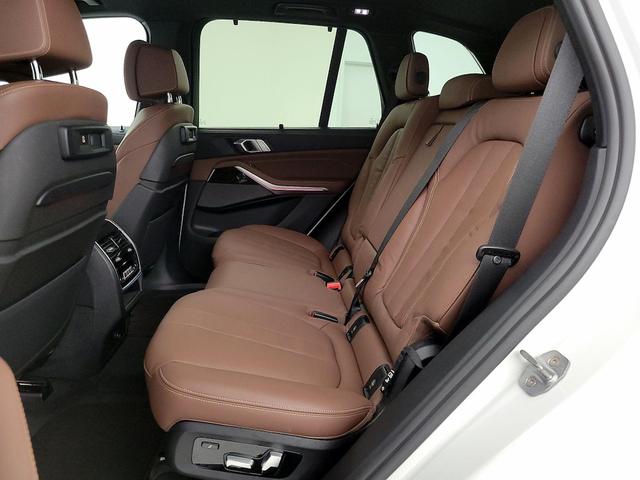 Photo of 2020 White BMW X5