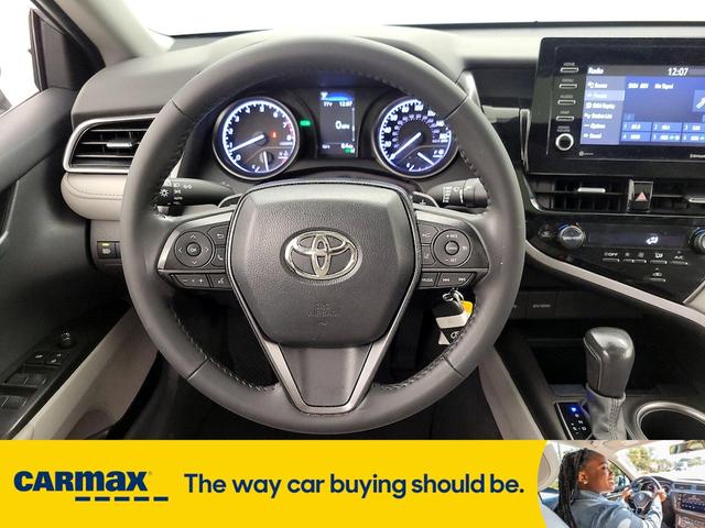 Photo of 2023 Silver Toyota Camry
