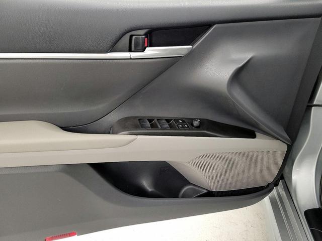 Photo of 2023 Silver Toyota Camry