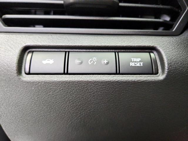 Photo of 2023 Gray Nissan Altima