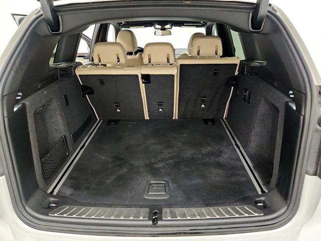 Photo of 2022 White BMW X3