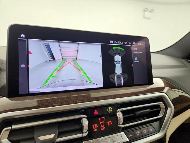 Photo of 2022 White BMW X3