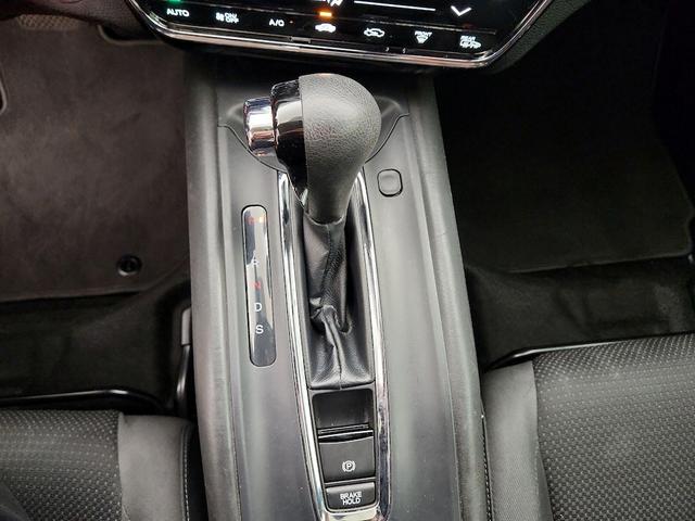 Photo of 2021 Gray Honda HR-V