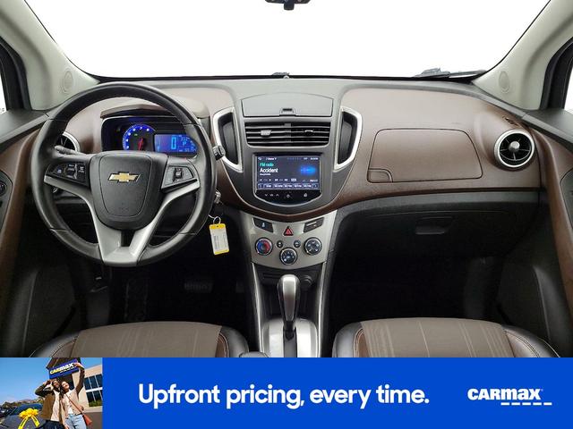 Photo of 2016 Silver Chevrolet Trax