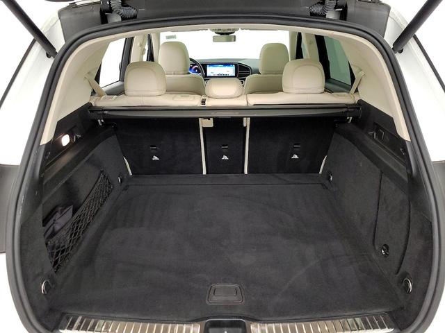 Photo of 2023 White Mercedes-Benz GLE 350