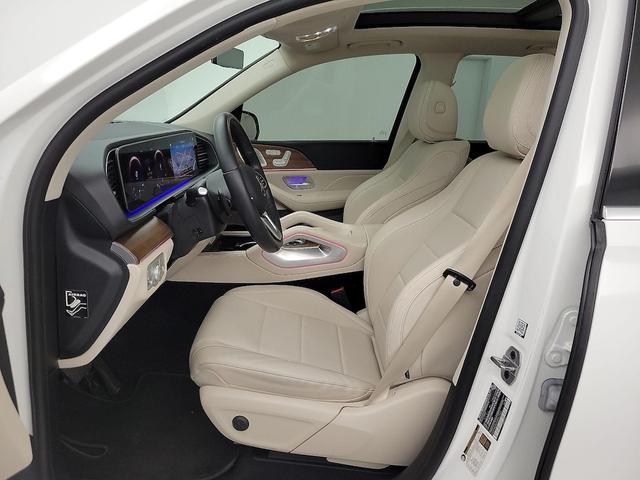 Photo of 2023 White Mercedes-Benz GLE 350