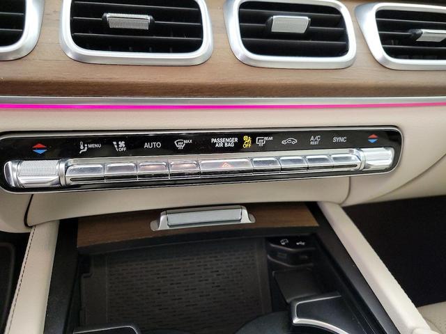 Photo of 2023 White Mercedes-Benz GLE 350