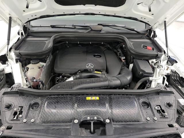 Photo of 2023 White Mercedes-Benz GLE 350