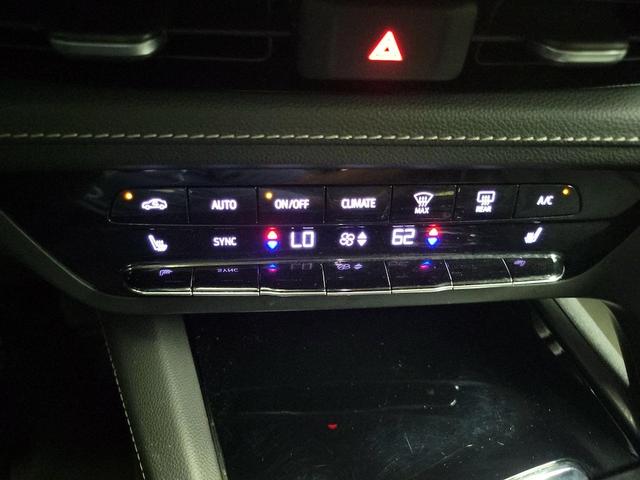 Photo of 2023 Silver Buick Envision