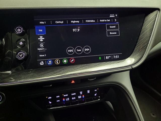 Photo of 2023 Silver Buick Envision