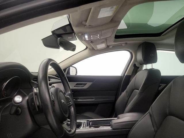 Photo of 2019 Black Jaguar XF