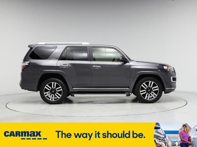Photo of 2019 Gray Toyota 4Runner