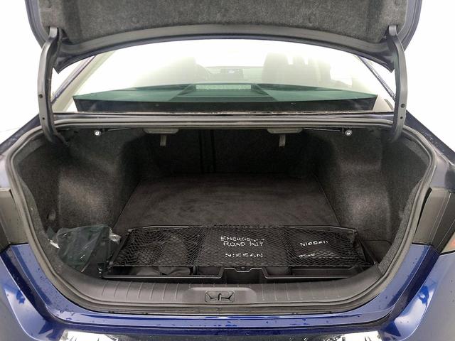 Photo of 2023 Blue Nissan Altima